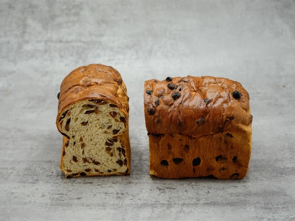 Rozijnenbrood zonder spijs